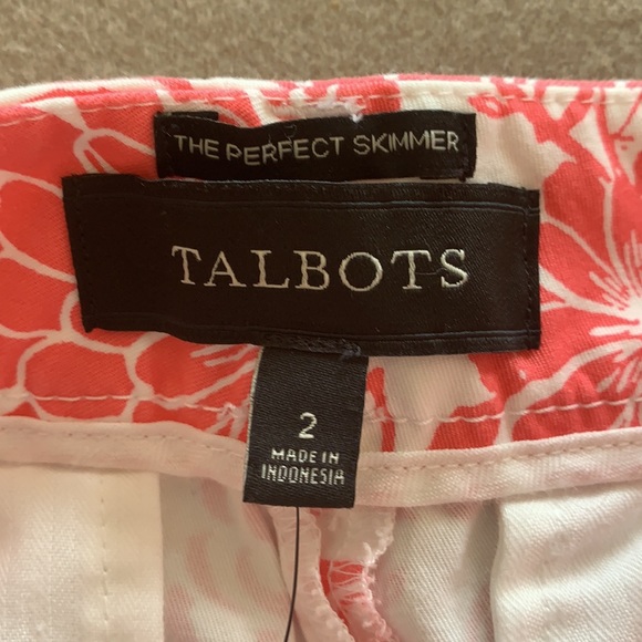 Talbots The Perfect Skimmer Floral Capri Crop Pant - Picture 6 of 11